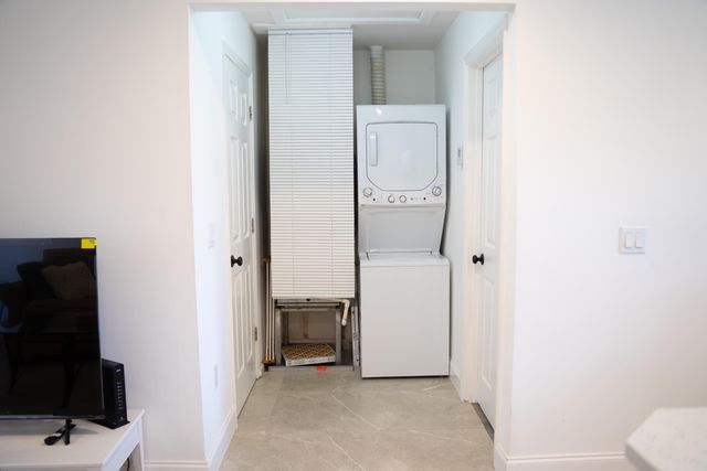 1425 Riverside Circle, Wellington, FL 33414