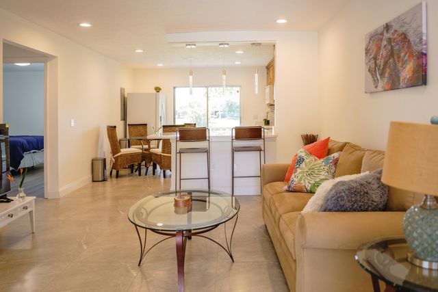 1425 Riverside Circle, Wellington, FL 33414