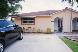 1425 Riverside Circle, Wellington, FL 33414