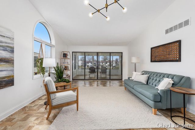 1075 Amberwood West Drive Sw, Byron Twp, MI 49315