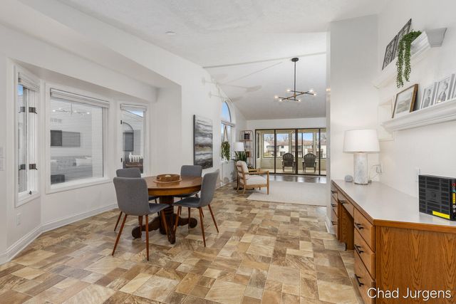 1075 Amberwood West Drive Sw, Byron Twp, MI 49315