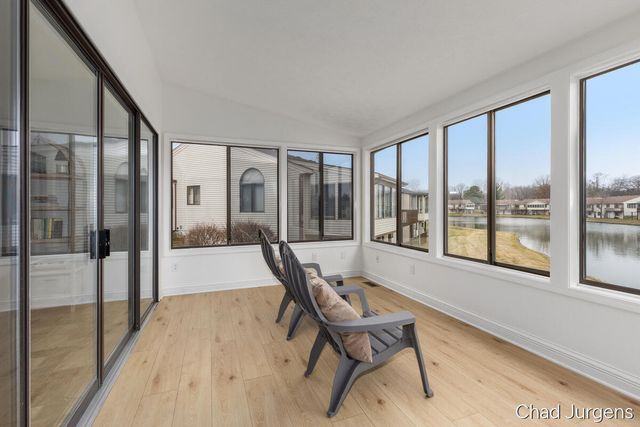 1075 Amberwood West Drive Sw, Byron Twp, MI 49315