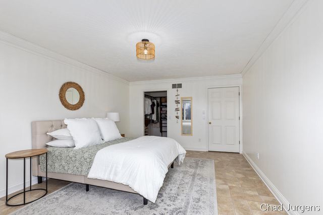 1075 Amberwood West Drive Sw, Byron Twp, MI 49315