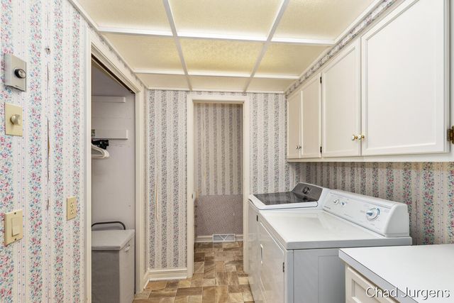 1075 Amberwood West Drive Sw, Byron Twp, MI 49315