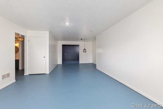 1075 Amberwood West Drive Sw, Byron Twp, MI 49315