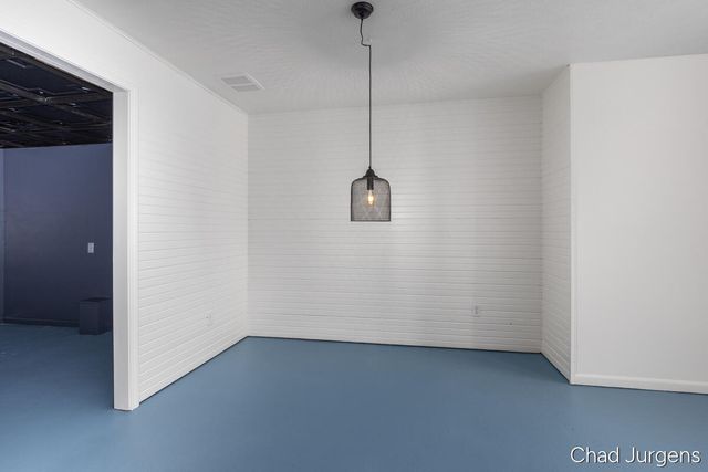 1075 Amberwood West Drive Sw, Byron Twp, MI 49315