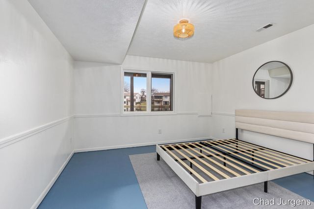 1075 Amberwood West Drive Sw, Byron Twp, MI 49315