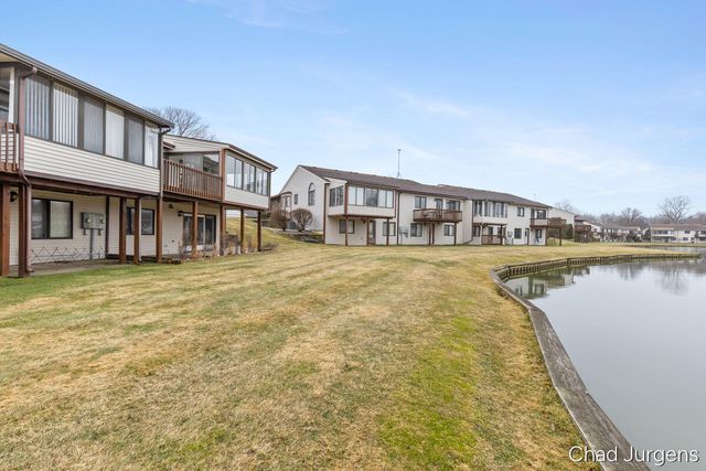 1075 Amberwood West Drive Sw, Byron Twp, MI 49315