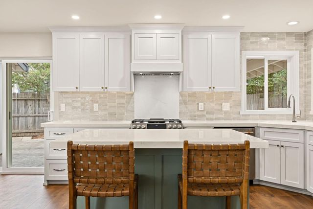 5425 Shire Ct, Fair Oaks, CA 95628