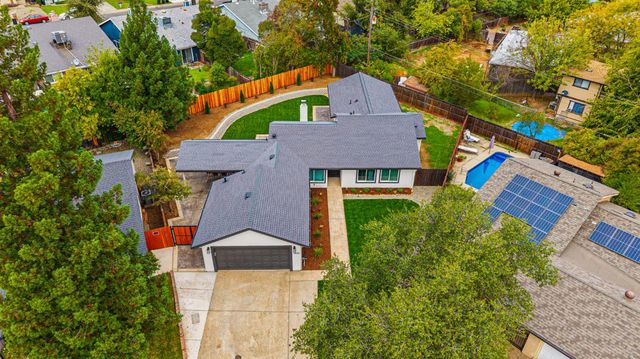 5425 Shire Ct, Fair Oaks, CA 95628