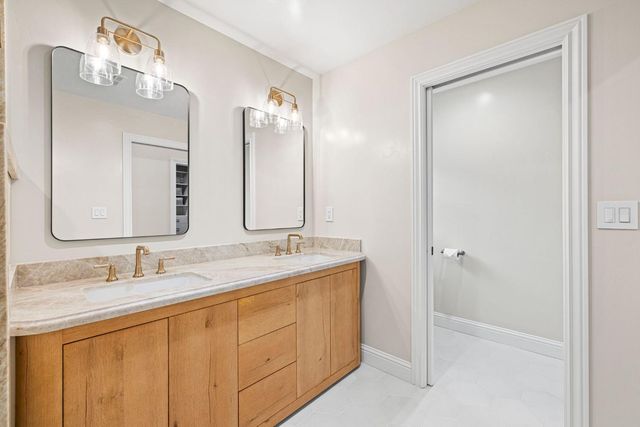 5425 Shire Ct, Fair Oaks, CA 95628