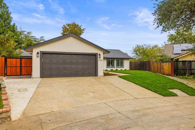 5425 Shire Ct, Fair Oaks, CA 95628