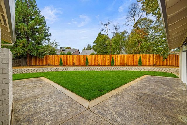 5425 Shire Ct, Fair Oaks, CA 95628