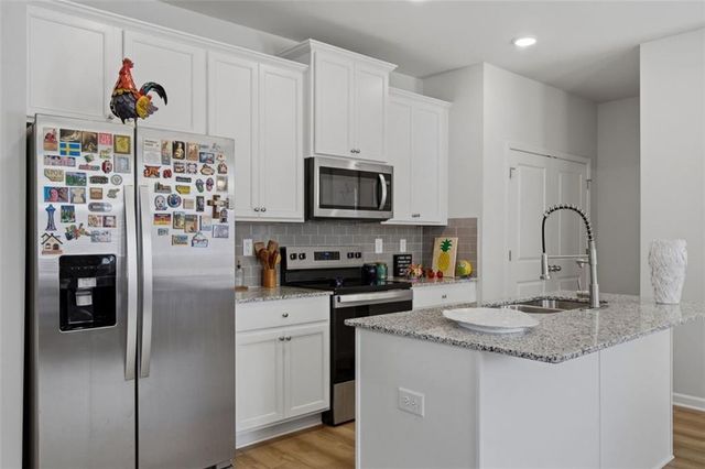 1242 Riverstone Road, Jonesboro, GA 30238