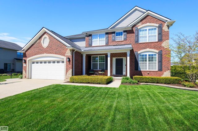 48231 Long Leaf Drive, Macomb Twp, MI 48044
