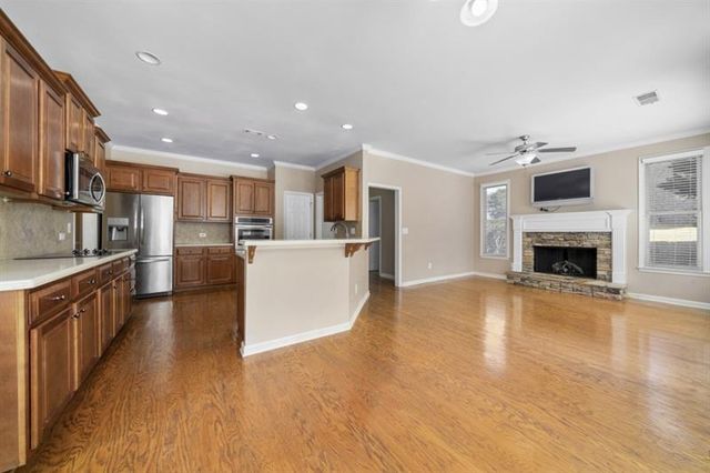 130 Candler Court, Fayetteville, GA 30215