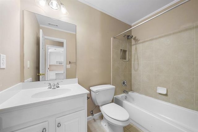 130 Candler Court, Fayetteville, GA 30215