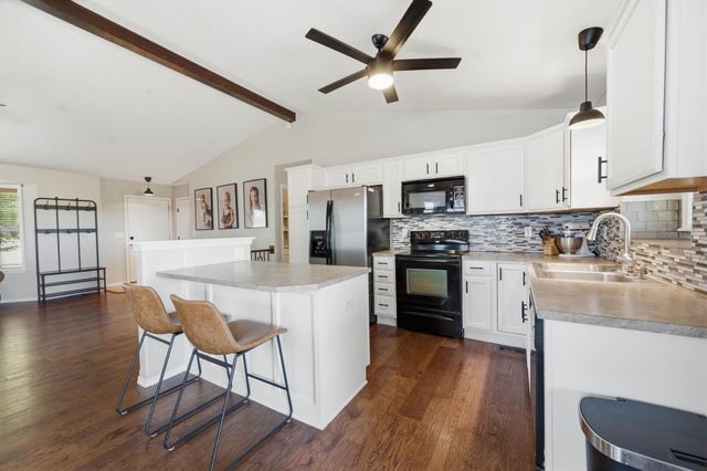13701 W Lost Creek St, Wichita, KS 67235