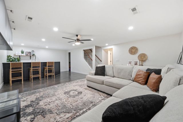 13701 W Lost Creek St, Wichita, KS 67235