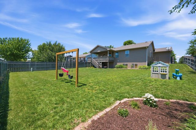 13701 W Lost Creek St, Wichita, KS 67235