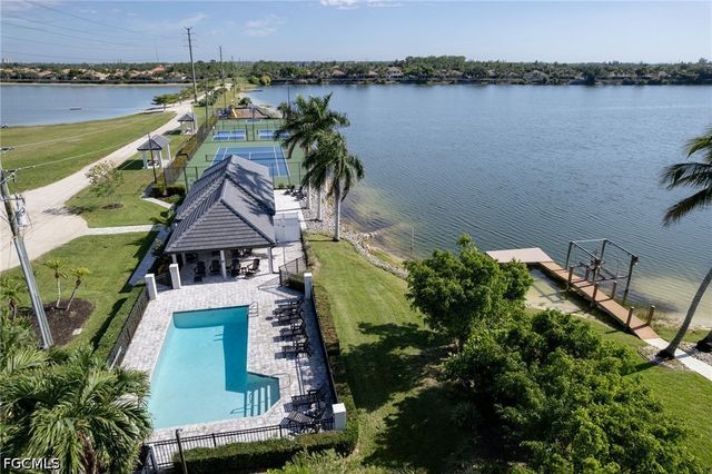 5090 Harborage DR, Fort Myers, FL 33908