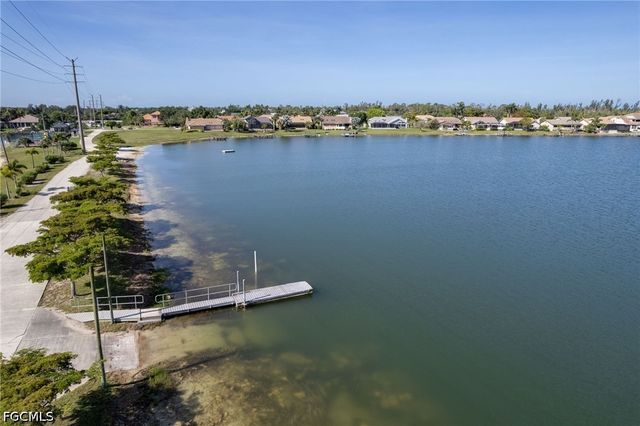 5090 Harborage DR, Fort Myers, FL 33908
