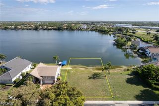 5090 Harborage DR, Fort Myers, FL 33908