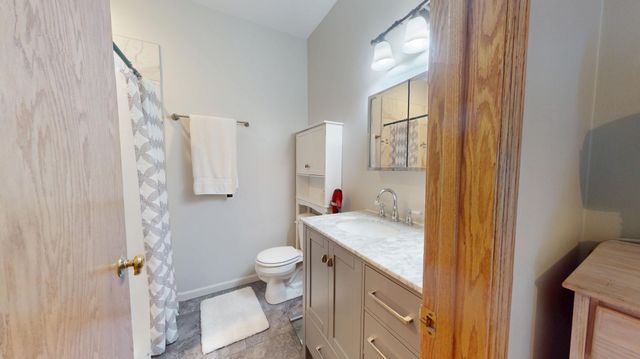 2524 Parkhill Lane SW, Rochester, MN 55902