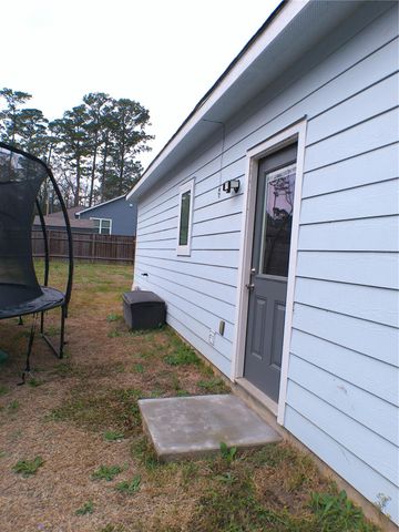 15797 Sweetgum Drive, Montgomery, TX 77356