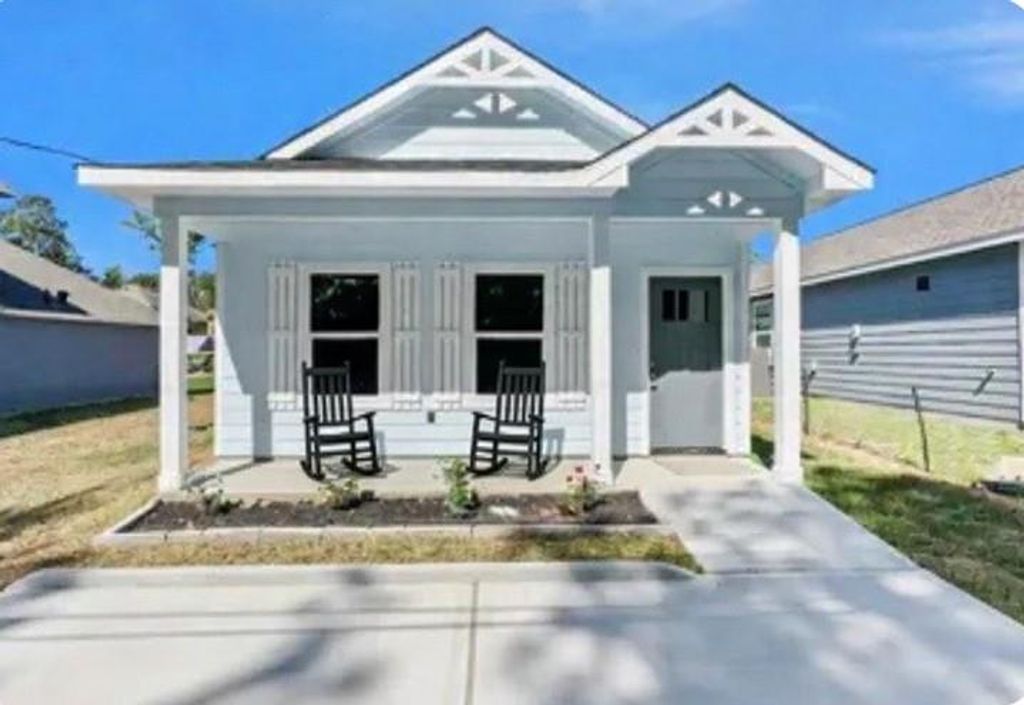 15797 Sweetgum Drive, Montgomery, TX 77356