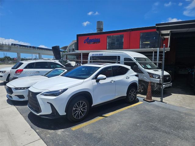 2545 NW 39th Ave, Miami, FL 33142
