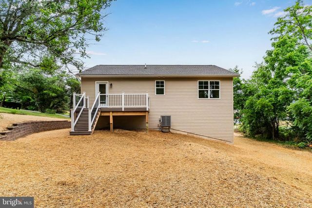 607 WALNUT AVE, Harrisburg, PA 17112