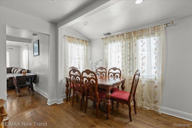 33503 Stocker Street, Farmington Hills, MI 48335