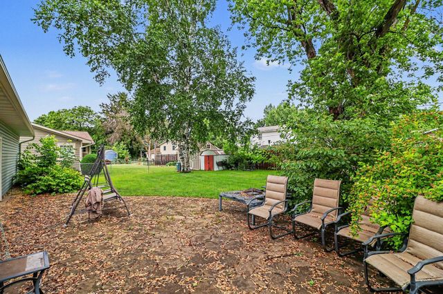 2203 Lakeaires Boulevard, White Bear Lake, MN 55110