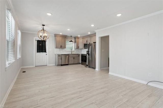 704 Homestead AVE, Hampton, VA 23661