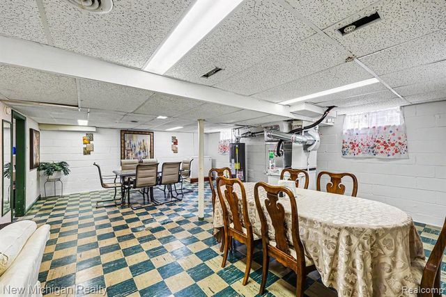 1664 11 Mile Road, Berkley, MI 48072
