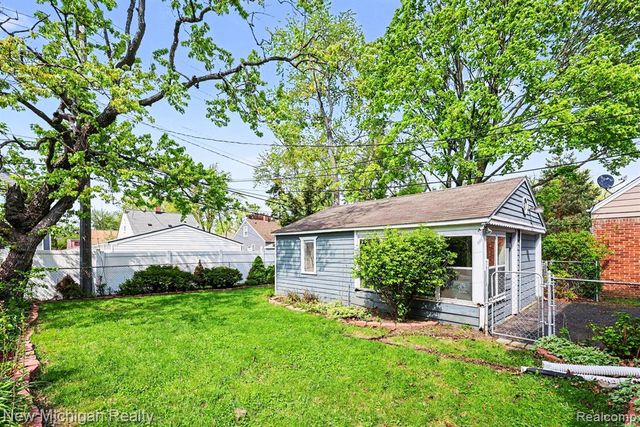 1664 11 Mile Road, Berkley, MI 48072