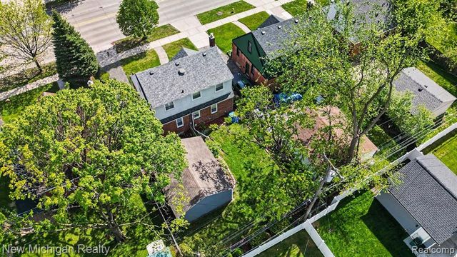 1664 11 Mile Road, Berkley, MI 48072