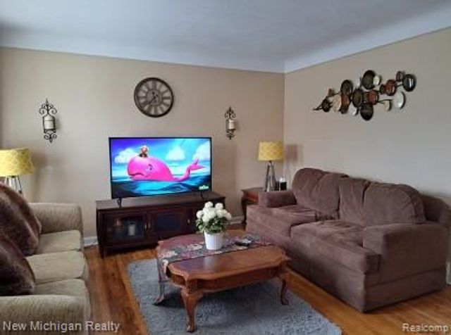 1664 11 Mile Road, Berkley, MI 48072