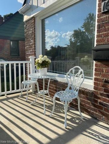 1664 11 Mile Road, Berkley, MI 48072