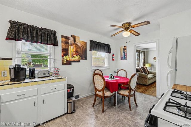 1664 11 Mile Road, Berkley, MI 48072