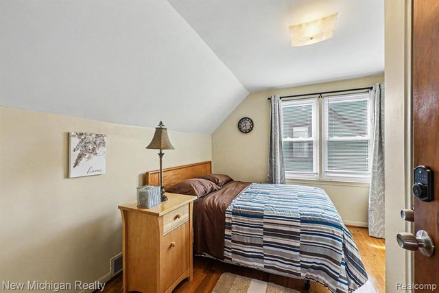 1664 11 Mile Road, Berkley, MI 48072