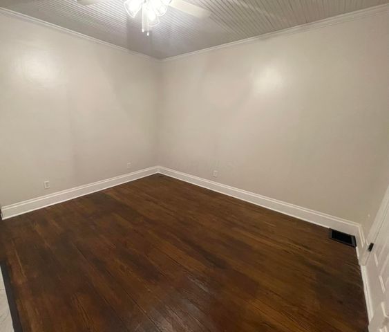 287 E Woodrow Avenue, Columbus, OH 43207