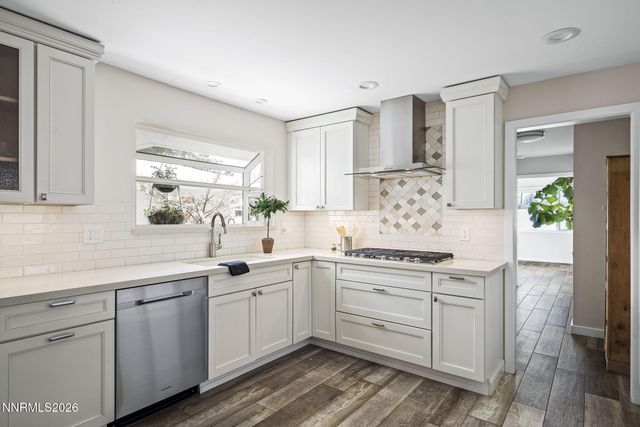 990 Del Monte Lane, Reno, NV 89511