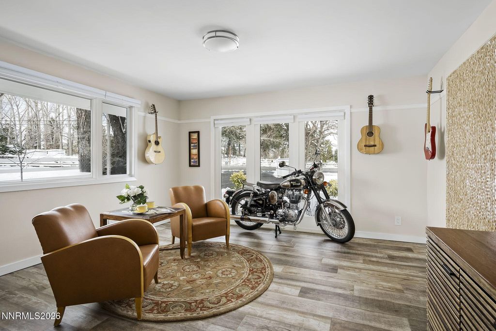 Image 19 of property listing at 990 Del Monte Lane, Reno, NV 89511