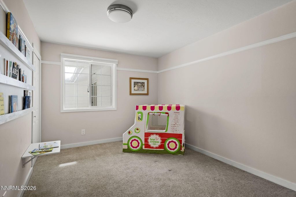 Image 29 of property listing at 990 Del Monte Lane, Reno, NV 89511