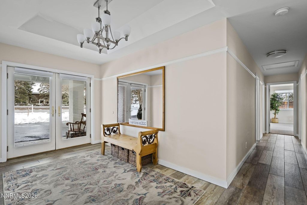 Image 4 of property listing at 990 Del Monte Lane, Reno, NV 89511