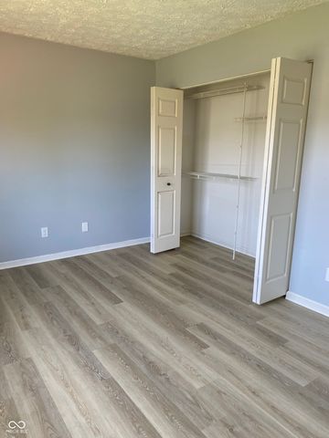 1564 Chase Boulevard, Greenwood, IN 46142