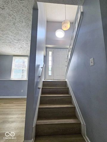 1564 Chase Boulevard, Greenwood, IN 46142