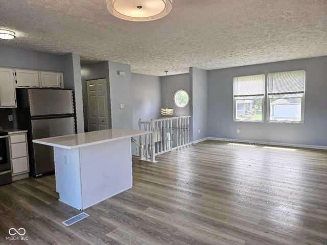 1564 Chase Boulevard, Greenwood, IN 46142